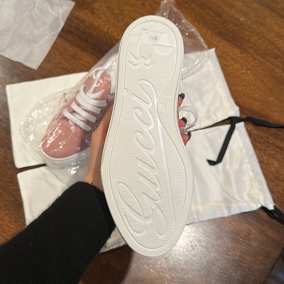 Gucci pink sneakers. - Picture 5 of 13